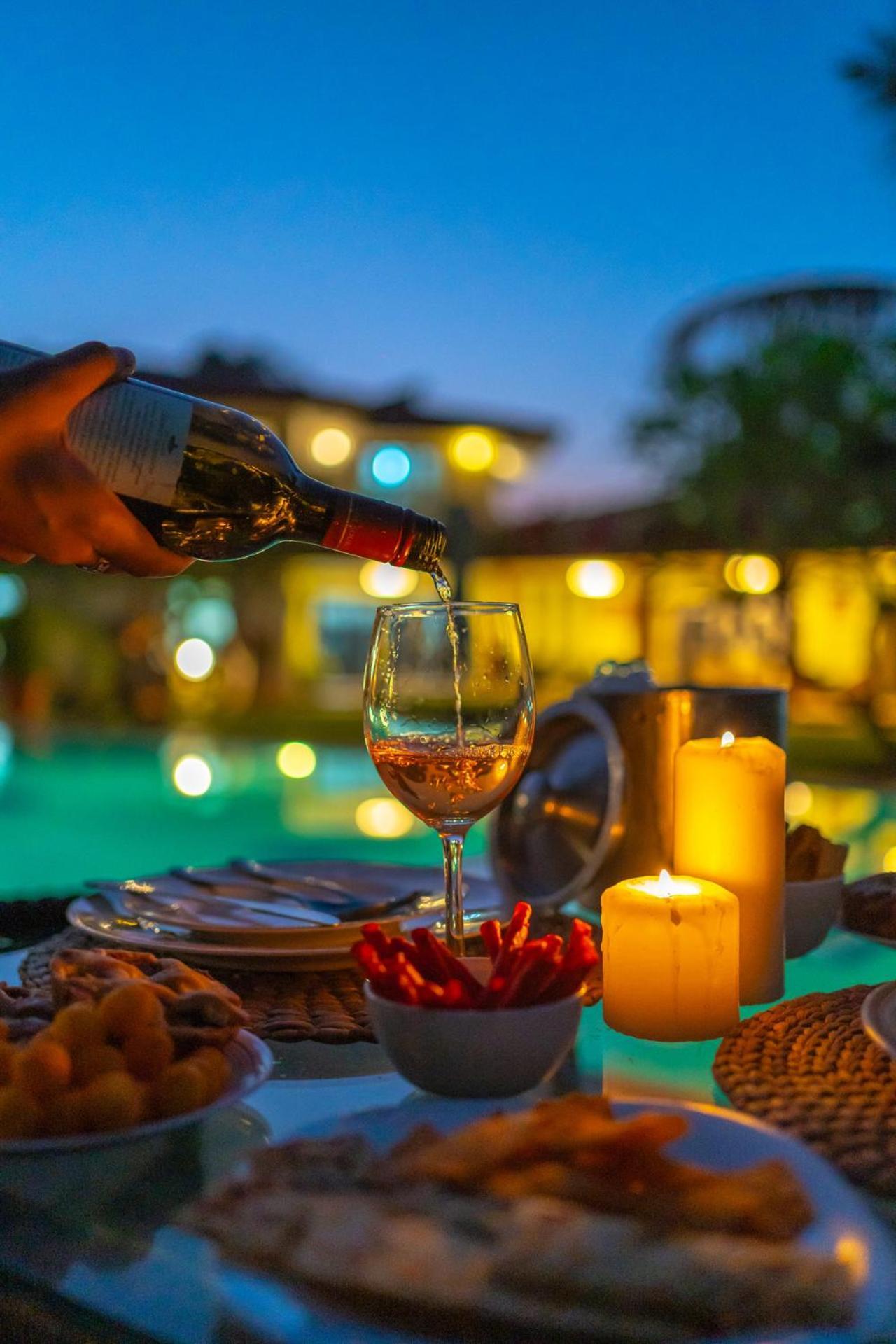 Stayvista At Moksh Villa - Bbq & Jacuzzi Alibag Exterior photo